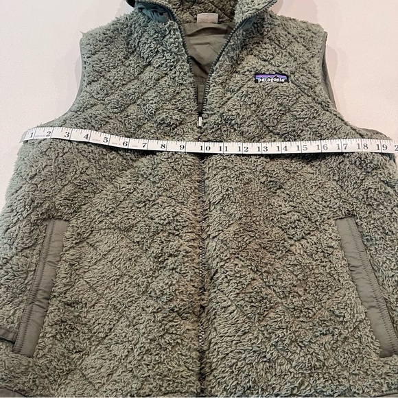 Patagonia Los Gatos Hooded Reversible Industrial Green Vest- Medium - Picture 11 of 11